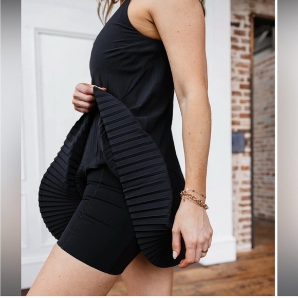 SPANX Yes Pleats Dress with Built In Shorts - Picture 4 of 6